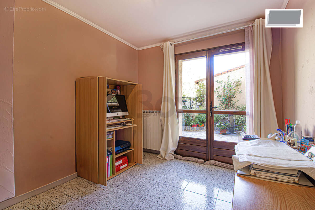 Appartement à OLLIOULES