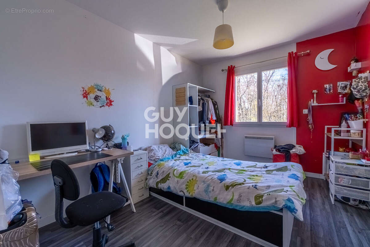 Maison à CHARBONNIERES-LES-VIEILLES