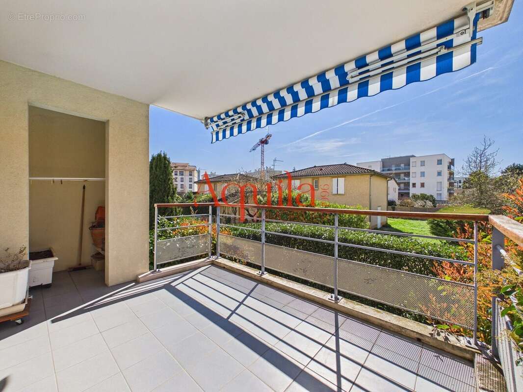 Appartement à TASSIN-LA-DEMI-LUNE