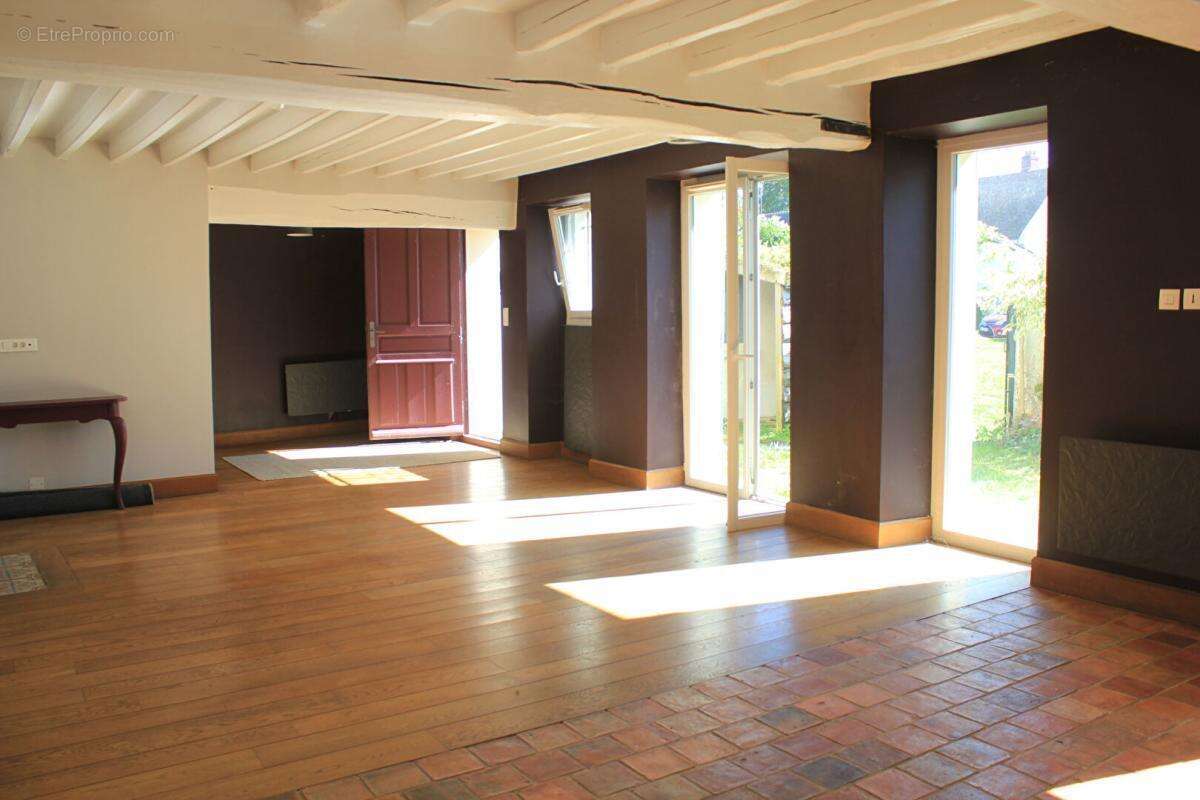 Maison à CERNAY-LA-VILLE