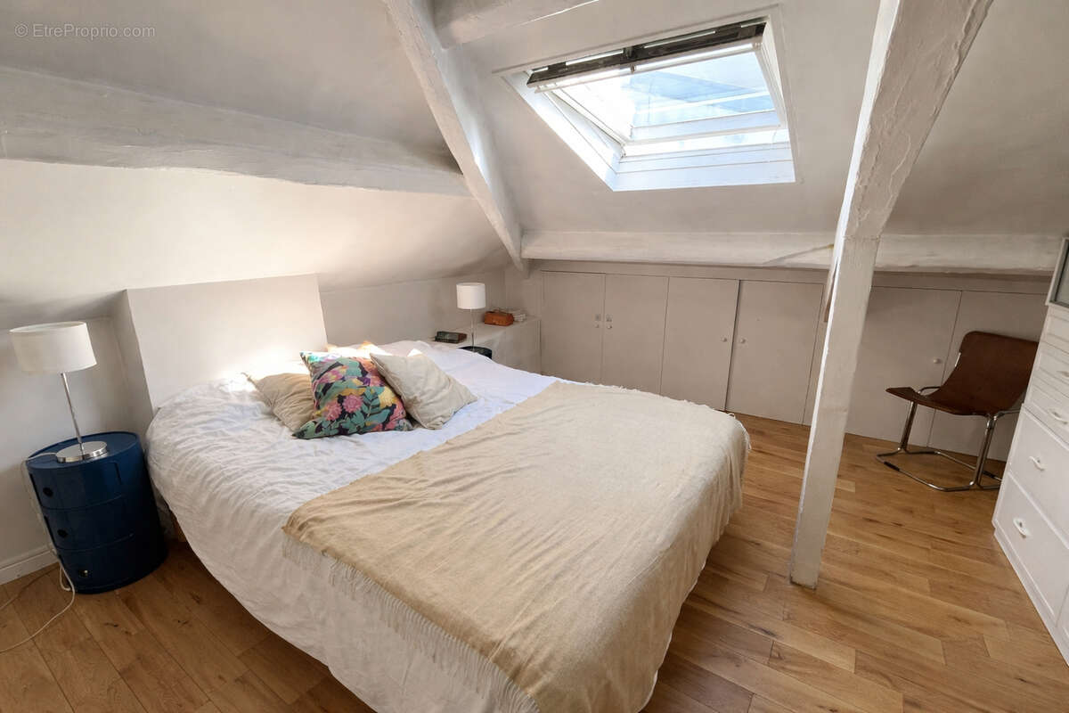Appartement à PARIS-6E