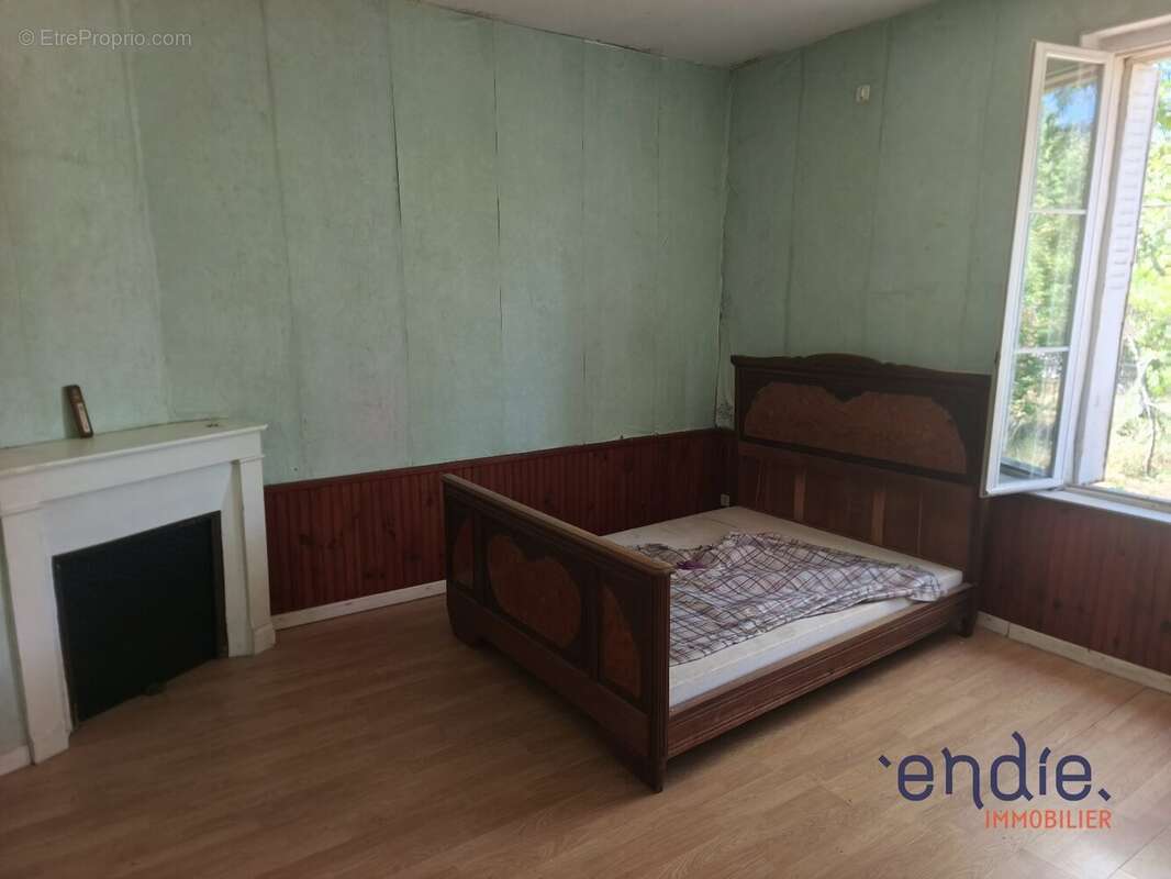 MURAT : maison de 9 pièces (152 m²) en vente - photo 6
