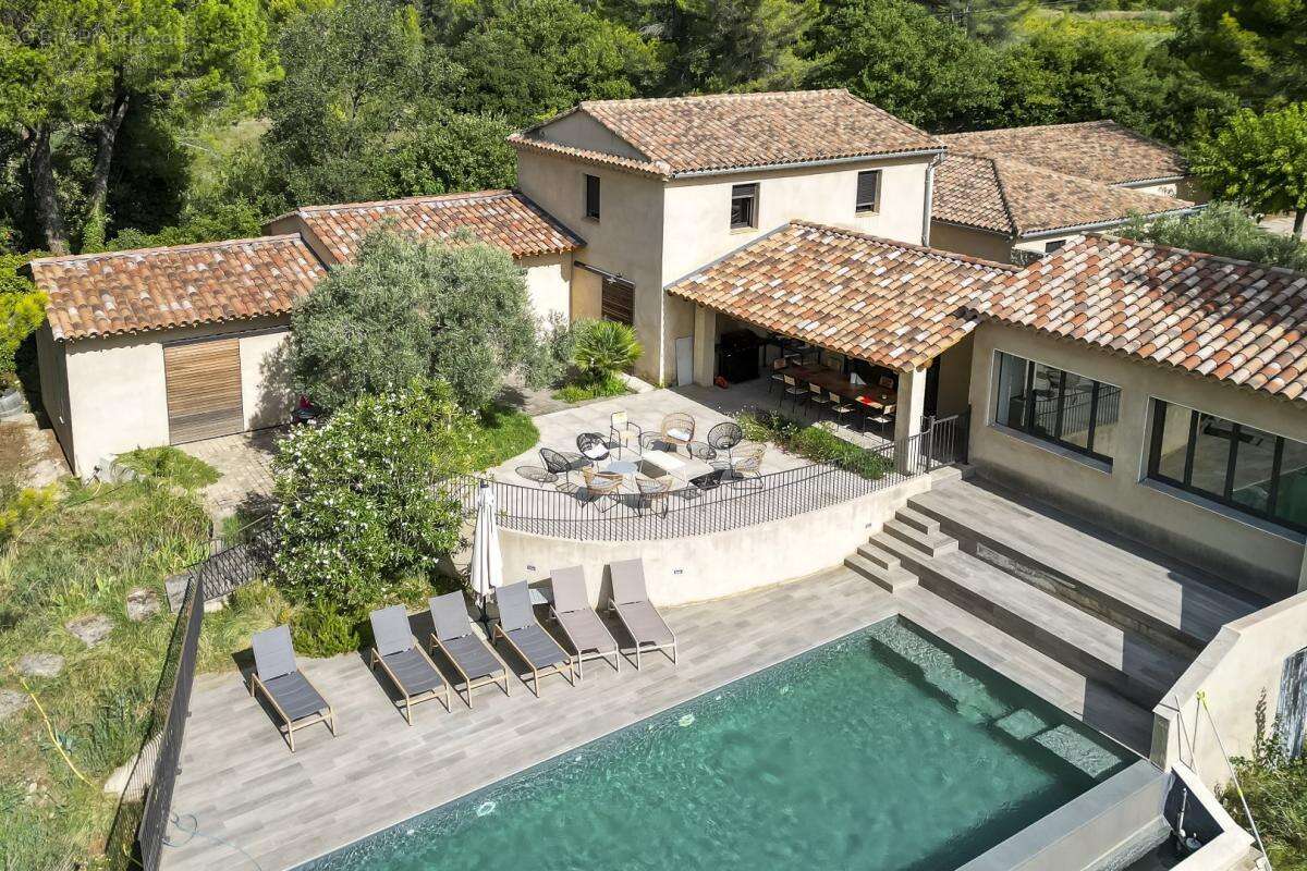 Maison à MAZAN