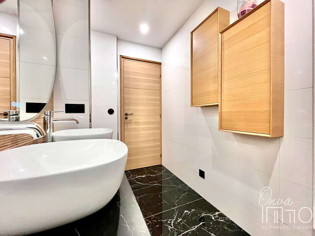 Appartement à FONTAINES-SUR-SAONE