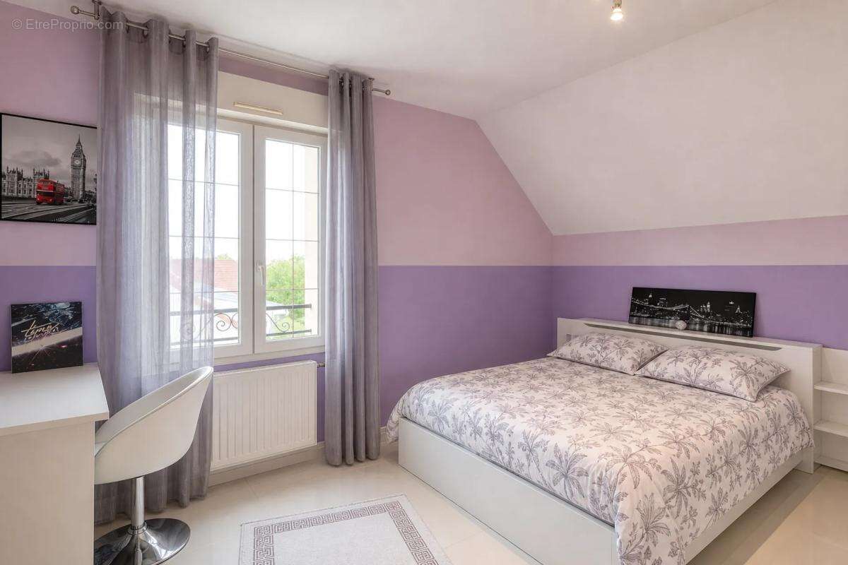 Maison à SEZANNE