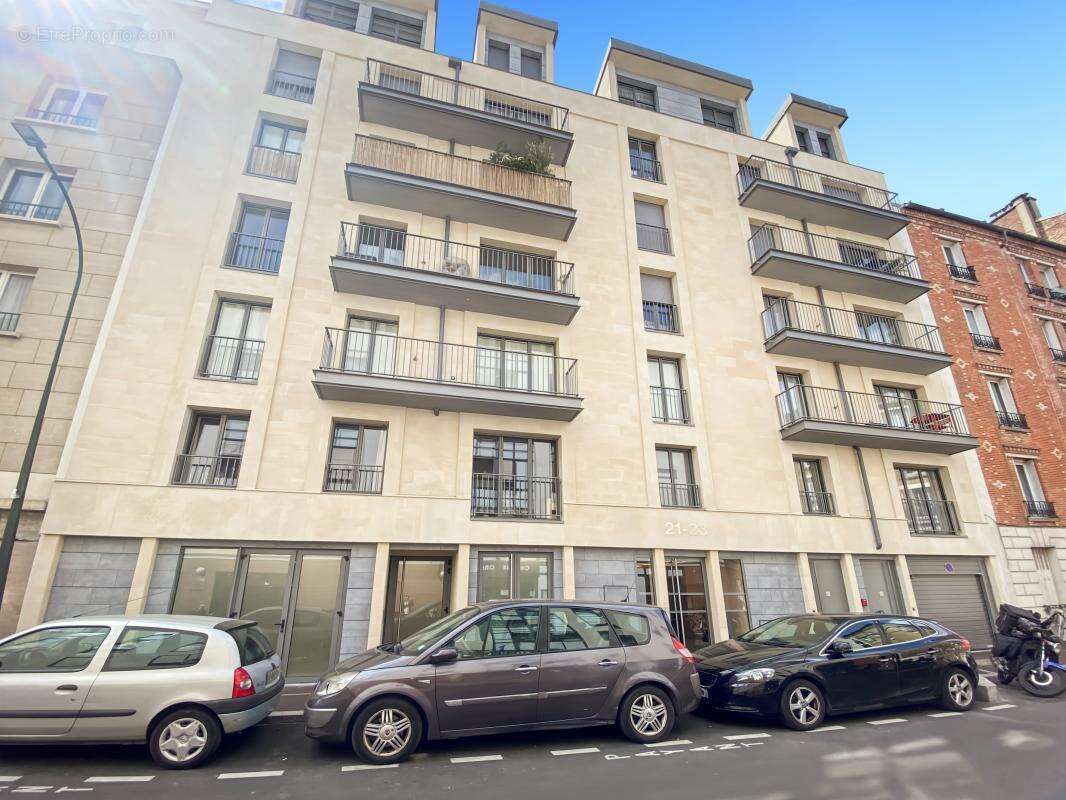 Commerce à CLICHY