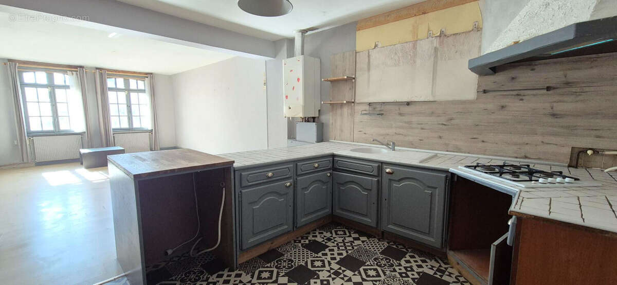 Appartement à BRUAY-LA-BUISSIERE