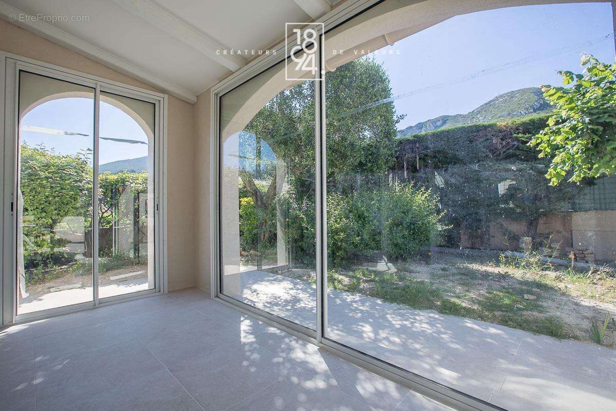 Maison à MARSEILLE-10E