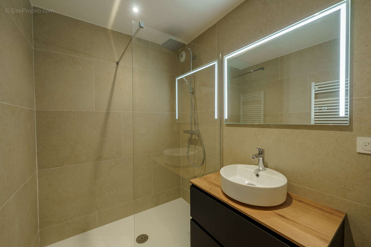 Appartement à EXCENEVEX