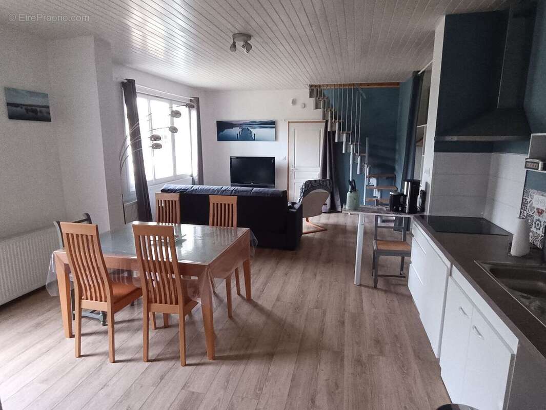 Maison à ESTREES-LES-CRECY