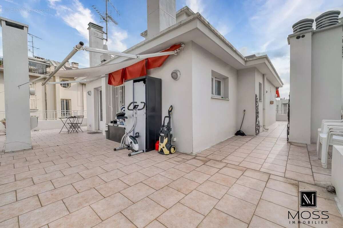Cimiez / 2 pièces exceptionnel / 51m2 /  Toit-terrasse cave et box - photo 15