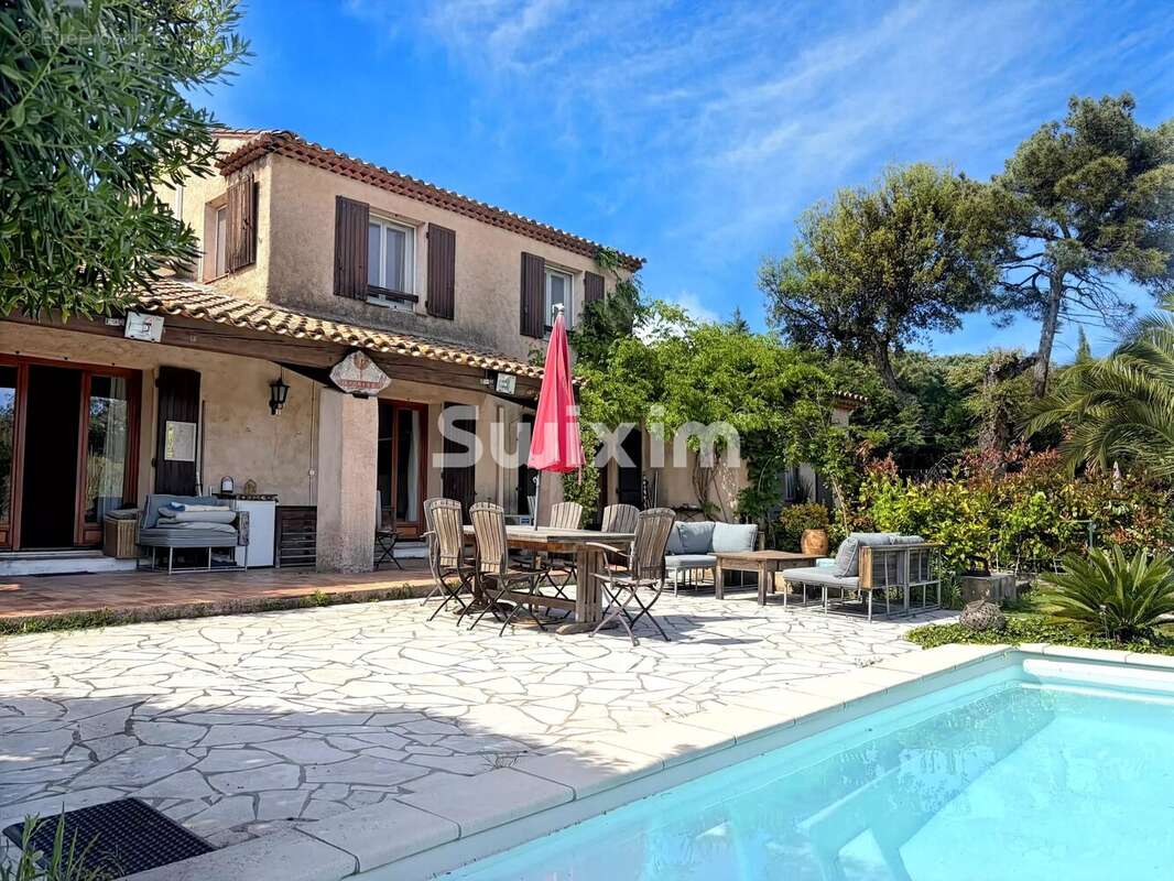 Maison ideale famille 4 chambres piscine au coeur du golfe de st tropez - photo 4