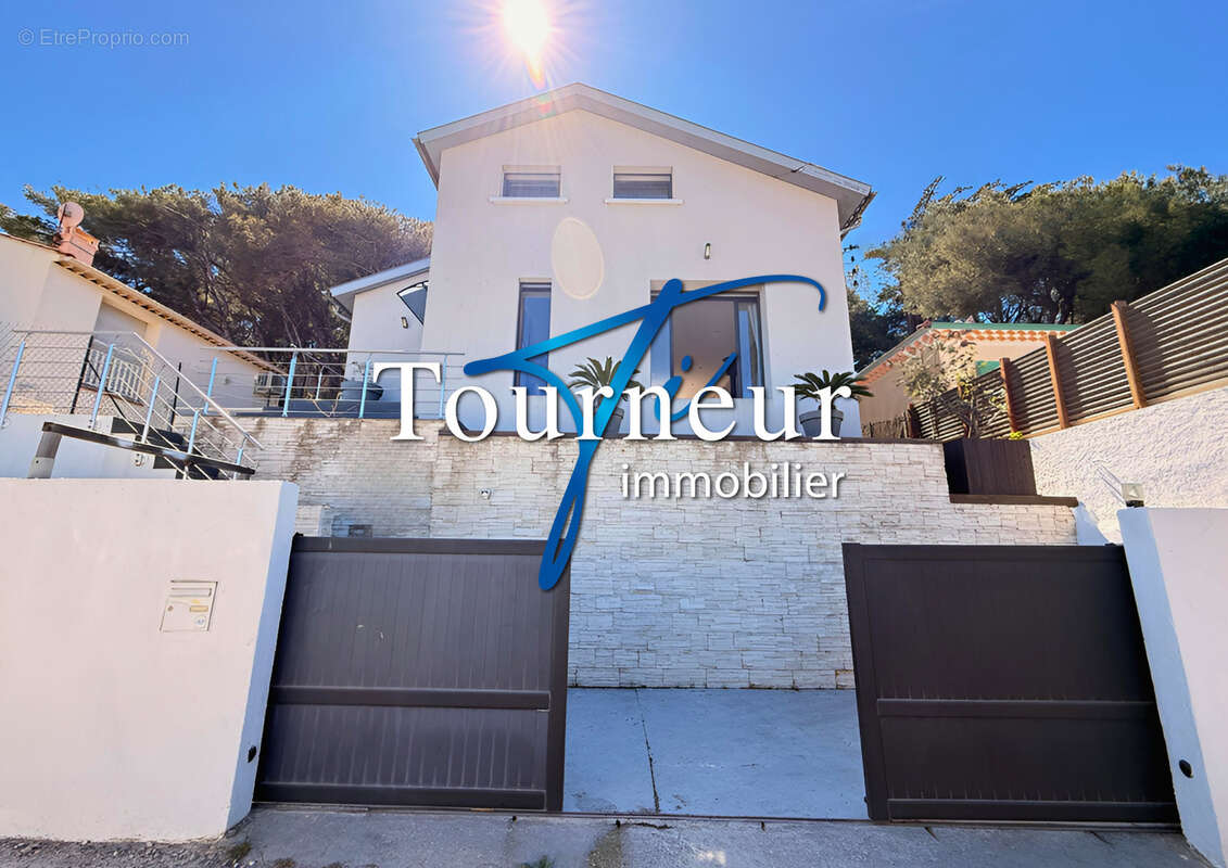 Maison à SANARY-SUR-MER