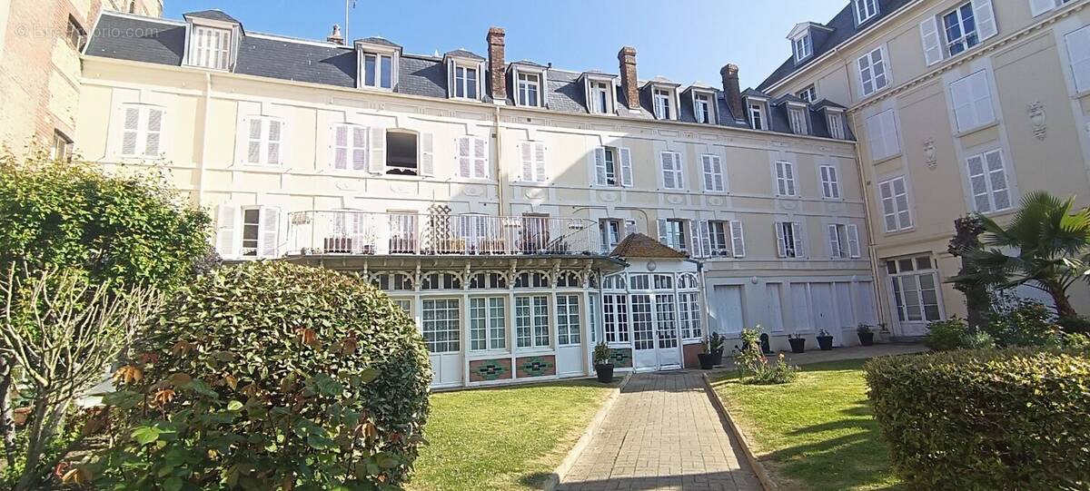 Appartement à TROUVILLE-SUR-MER
