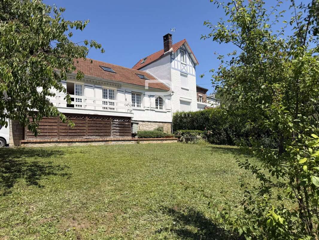 Maison à BOIS-GUILLAUME