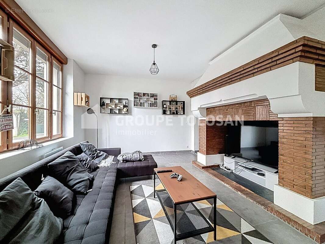 Appartement 79 m² à Lavaur  - photo 4