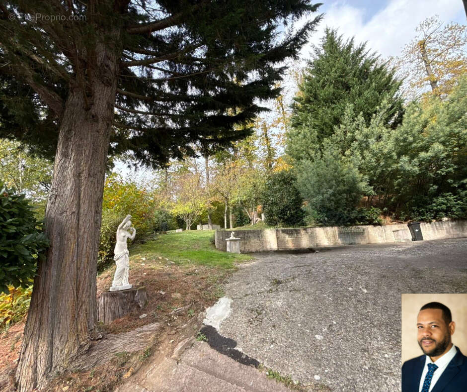 Maison à JOUY-EN-JOSAS