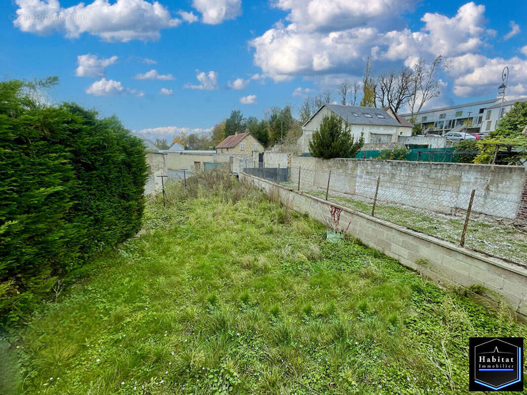Maison à NANTEUIL-LE-HAUDOUIN