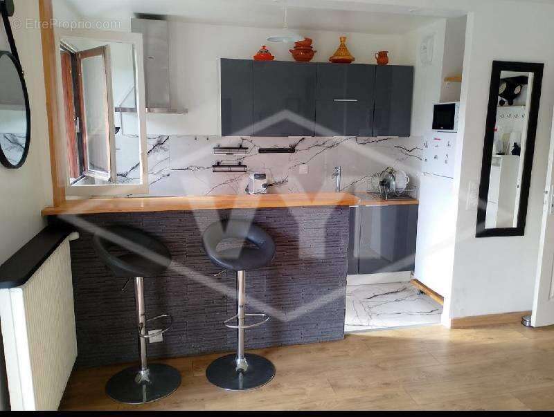 Appartement 30 m² à Combs-La-Ville  - photo 3