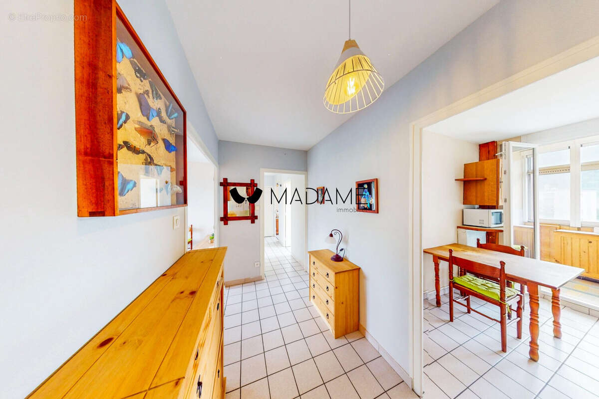Appartement à SAINT-MARTIN-D'HERES