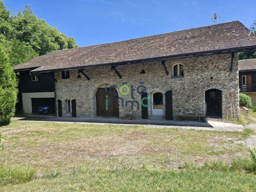 Maison à ARMOY