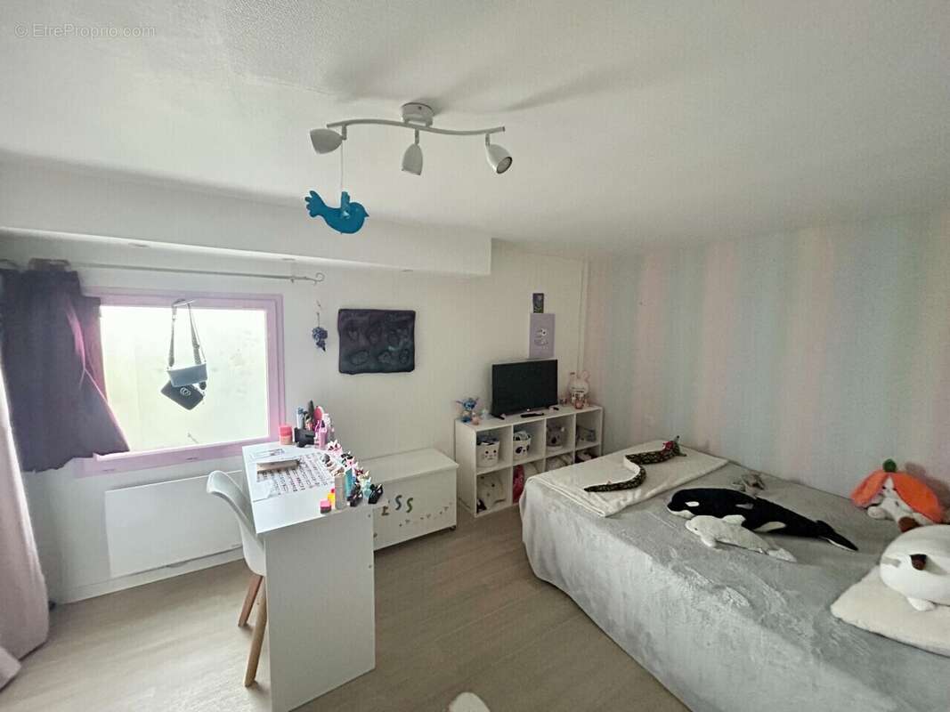 Maison à LADIGNAC-SUR-RONDELLES