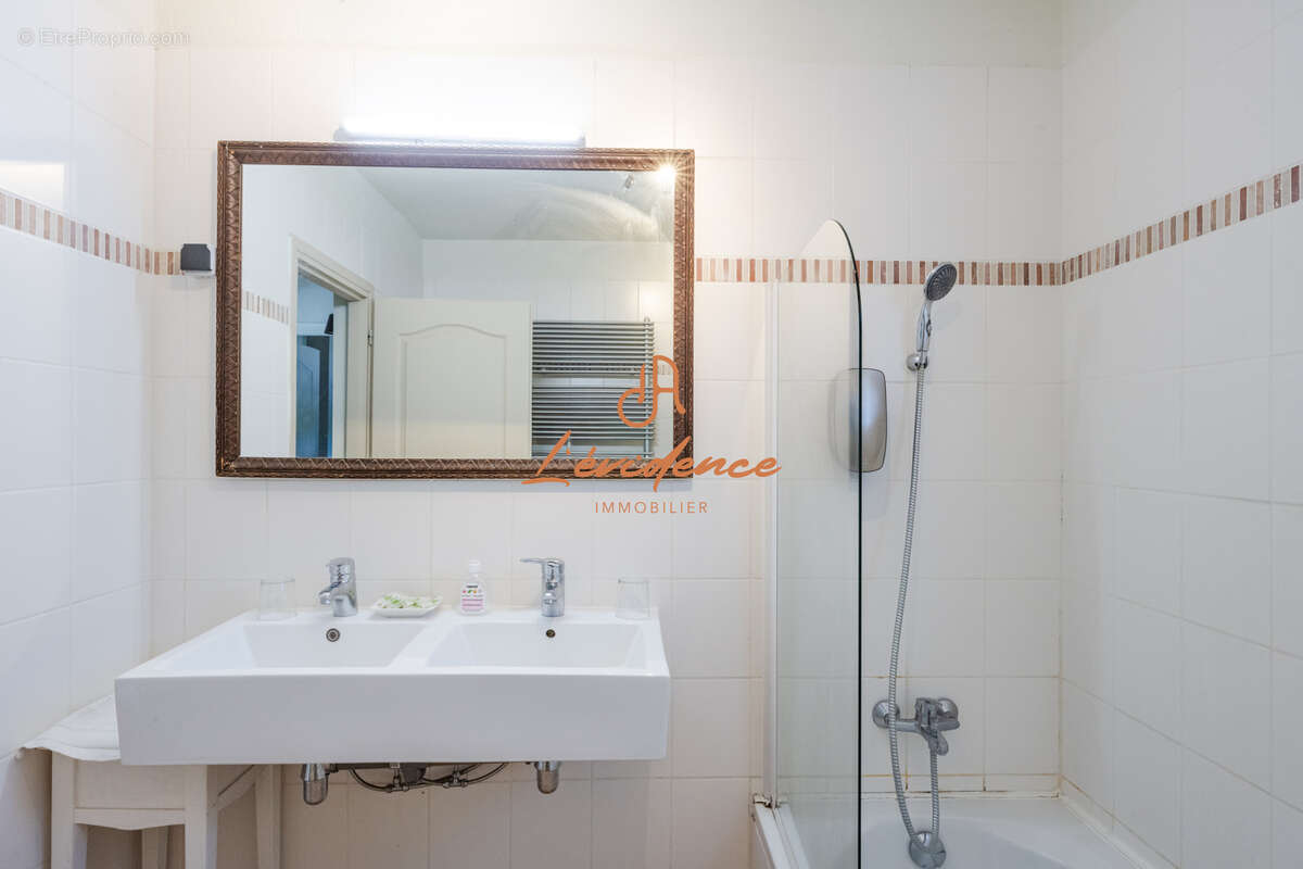 Appartement à ALLAN