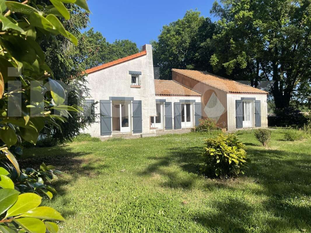 IMG_8409 - Maison à LE CELLIER