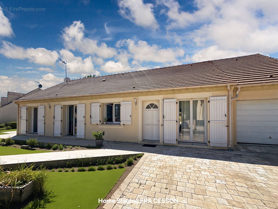 Maison à DAMMARIE-LES-LYS