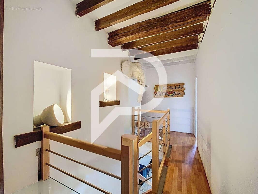 Maison à MEZIERES-EN-DROUAIS