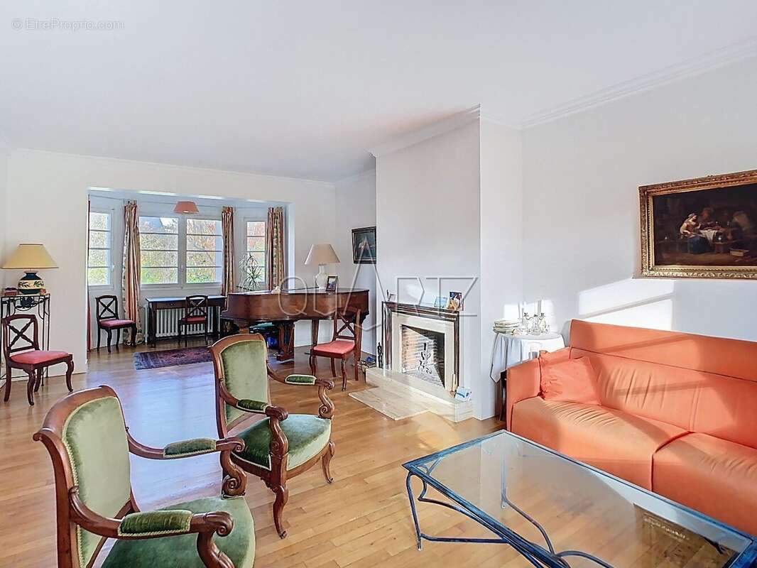 Maison à VERSAILLES