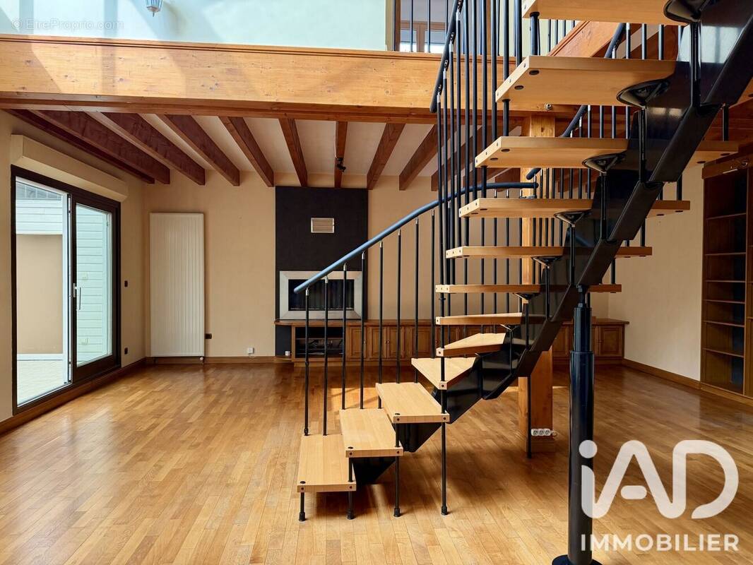 Photo 1 - Appartement à CHALON-SUR-SAONE