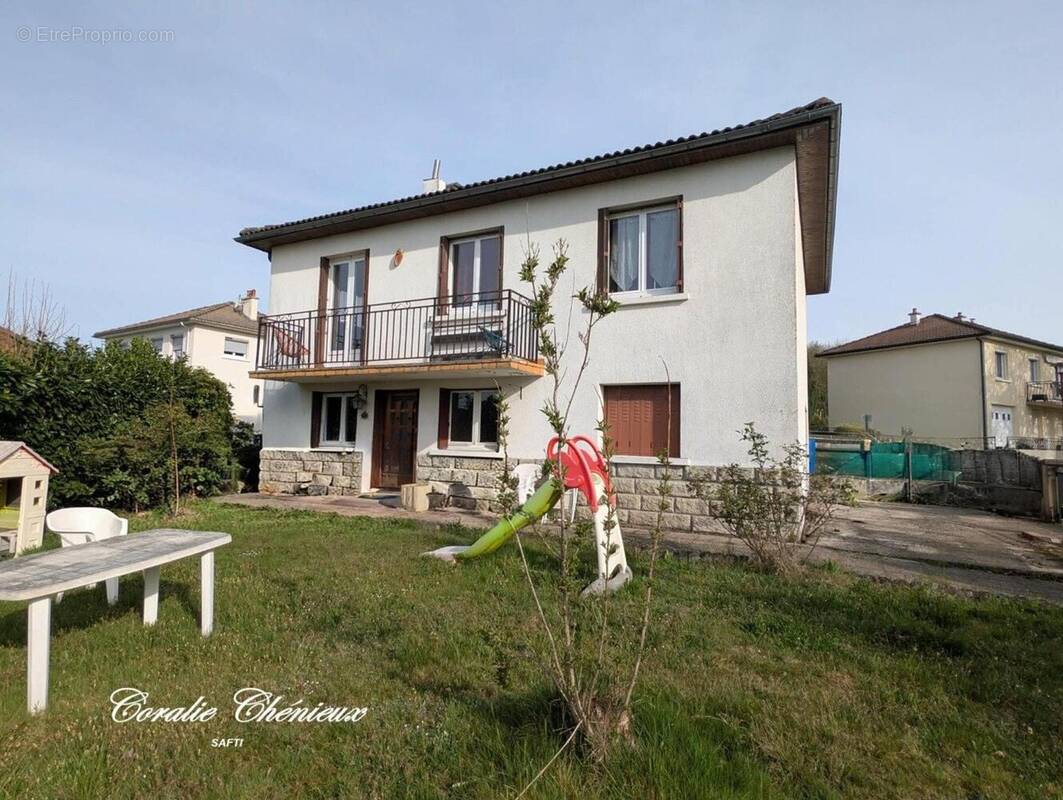 Photo 1 - Maison à LANOBRE