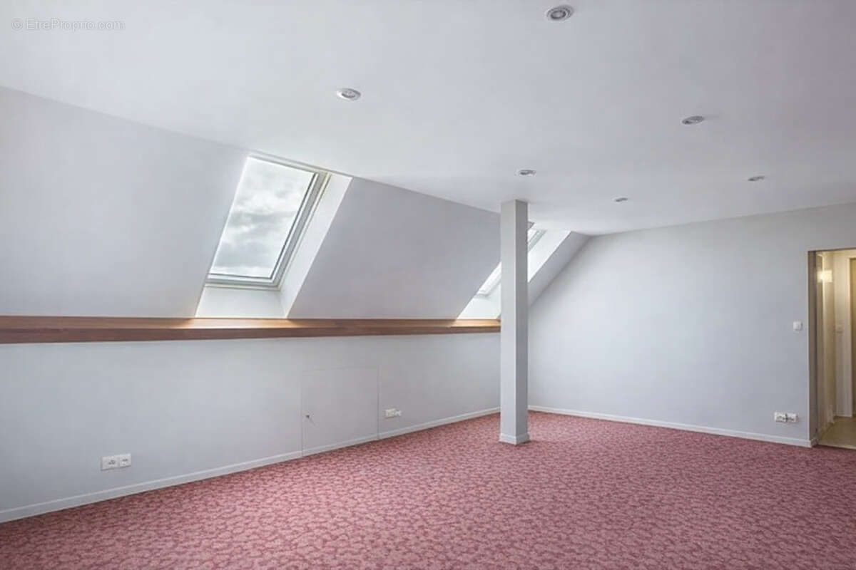 Duplex à deux pas du coeur de Beaune -7 pièces-130 m2 - photo 8