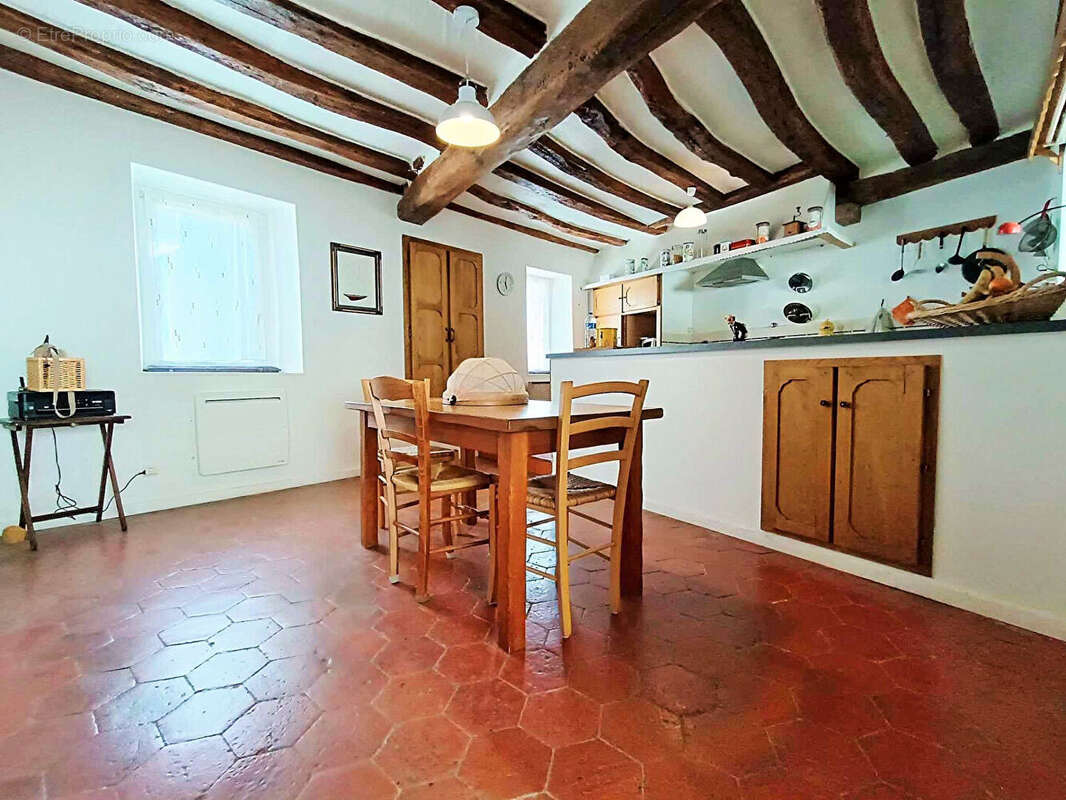 Maison à BAZOCHES-LES-GALLERANDES