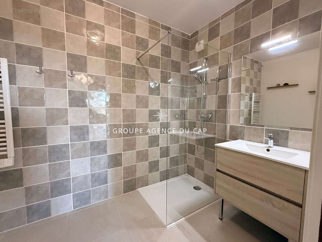 Appartement à FREJUS