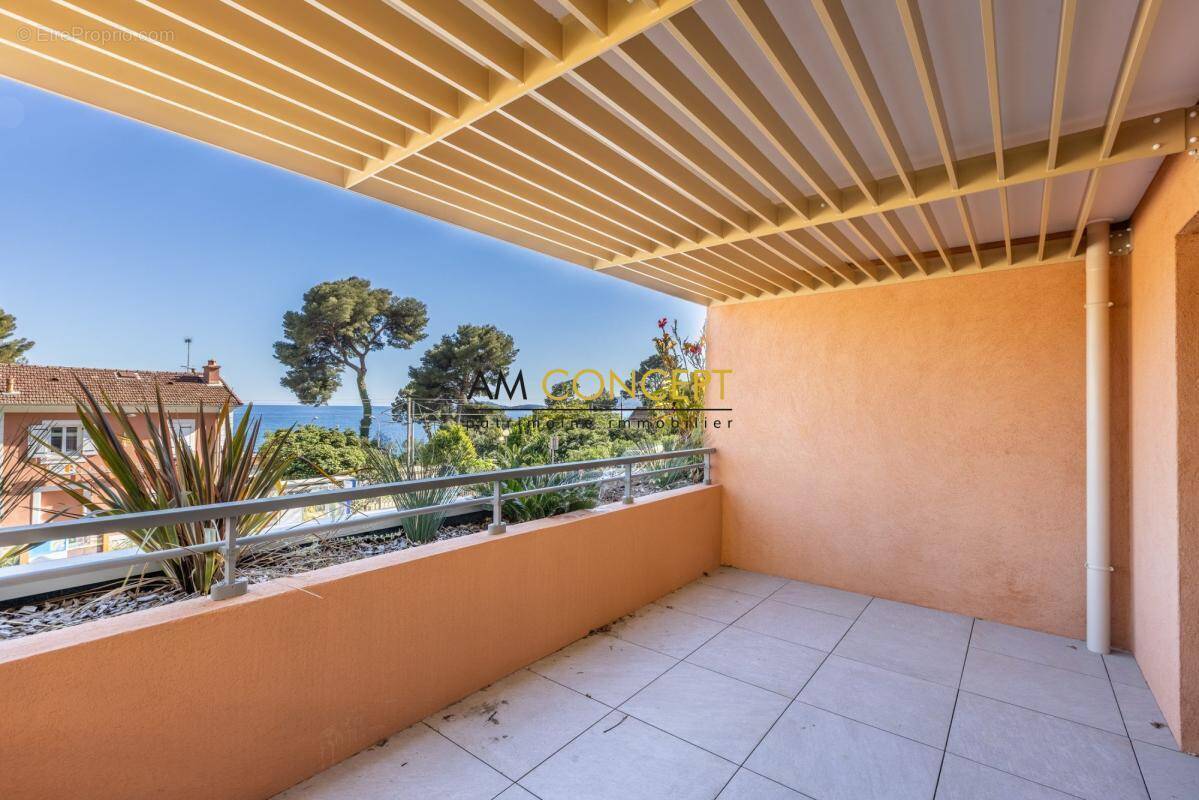 Appartement à EZE