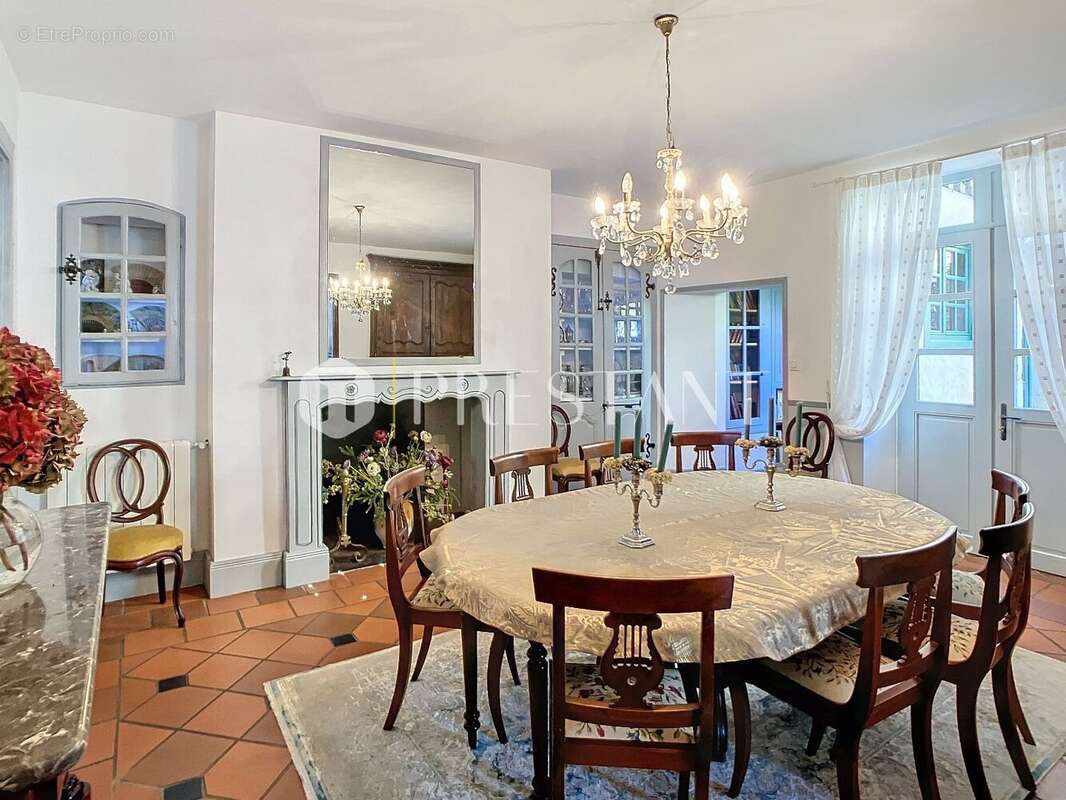 Maison à MUGRON