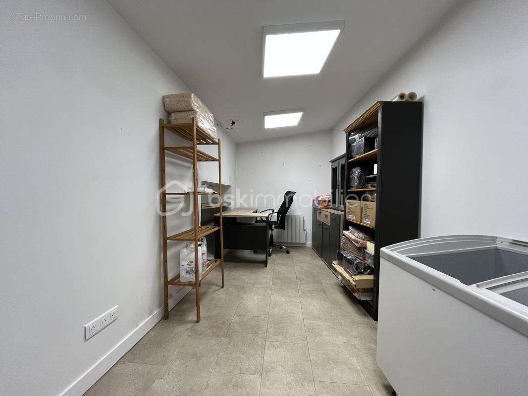 Commerce à PARTHENAY