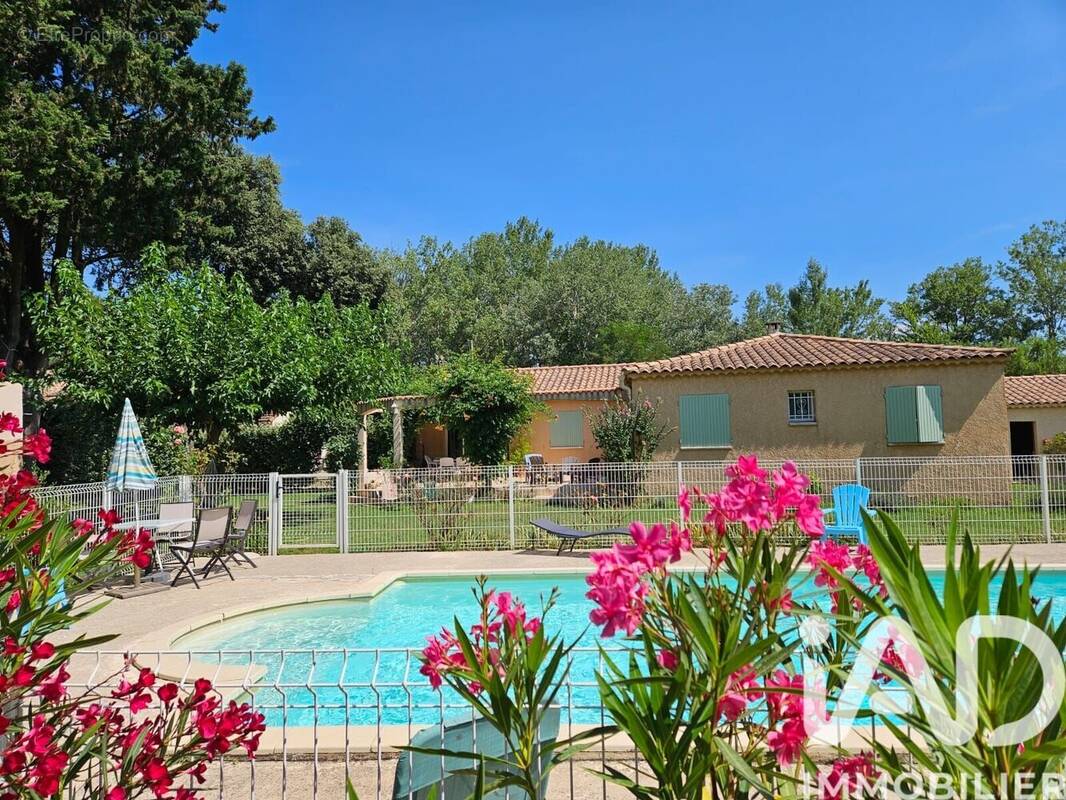 Photo 1 - Maison à ORGON