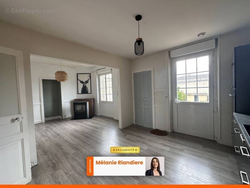 Maison à SABLE-SUR-SARTHE