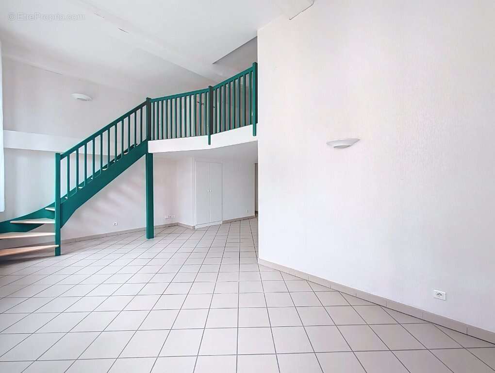 Appartement à LYON-6E