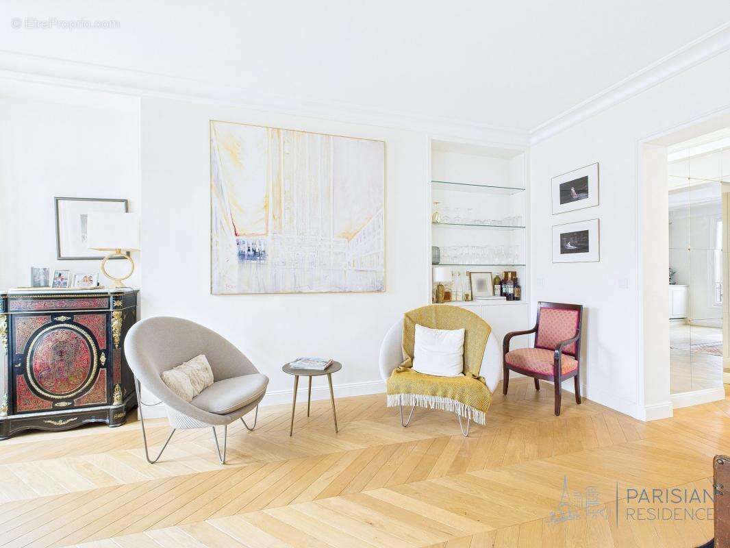 Appartement à PARIS-6E