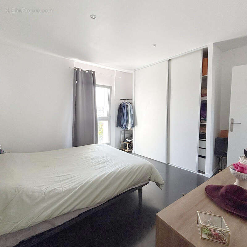 Appartement t4 96 m2 bordeaux