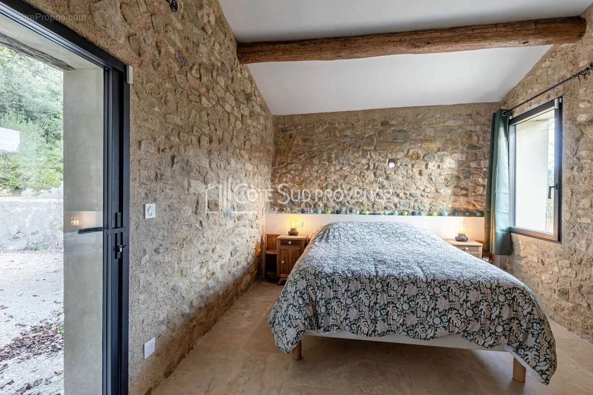 Maison à VAISON-LA-ROMAINE