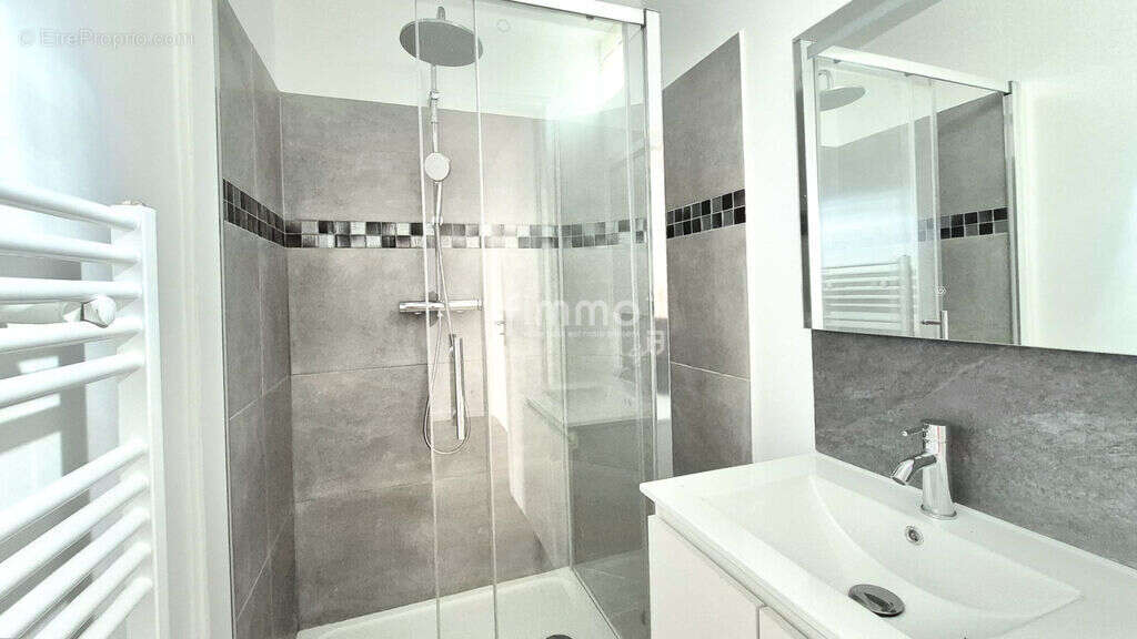 Appartement à GENNEVILLIERS