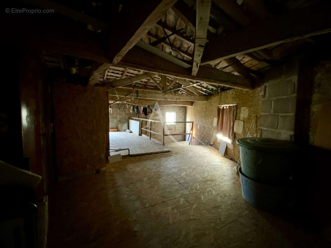 Maison à MIRAMBEAU