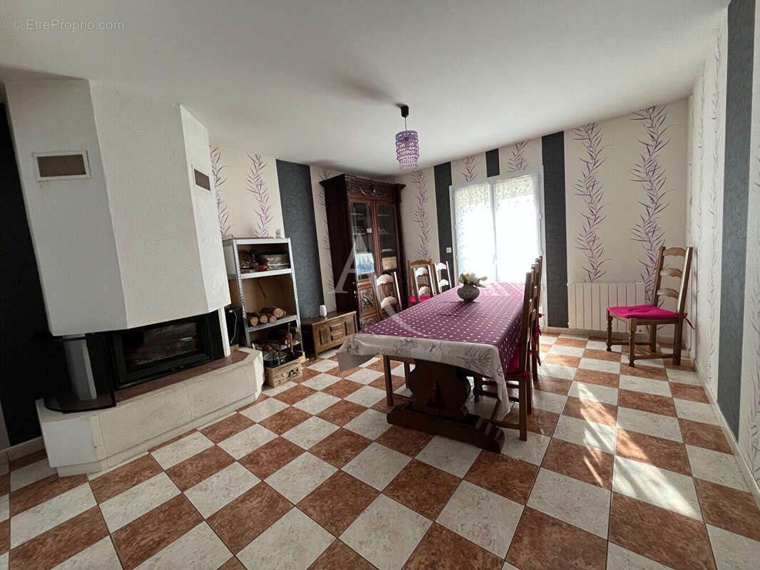 Maison à CHATEAU-RENAULT