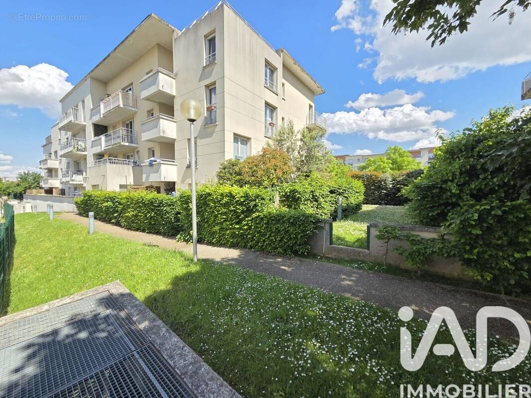 Photo 1 - Appartement à BOBIGNY