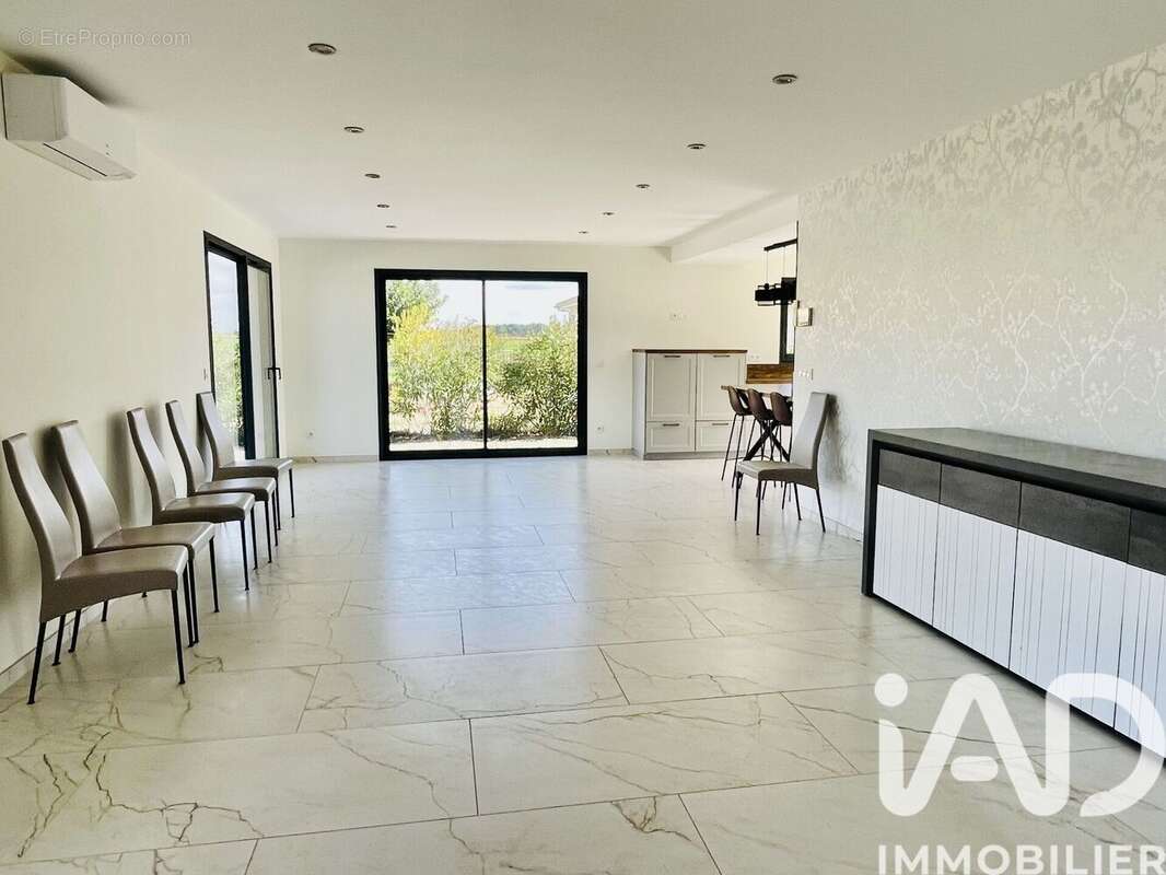 Photo 2 - Maison à PACT